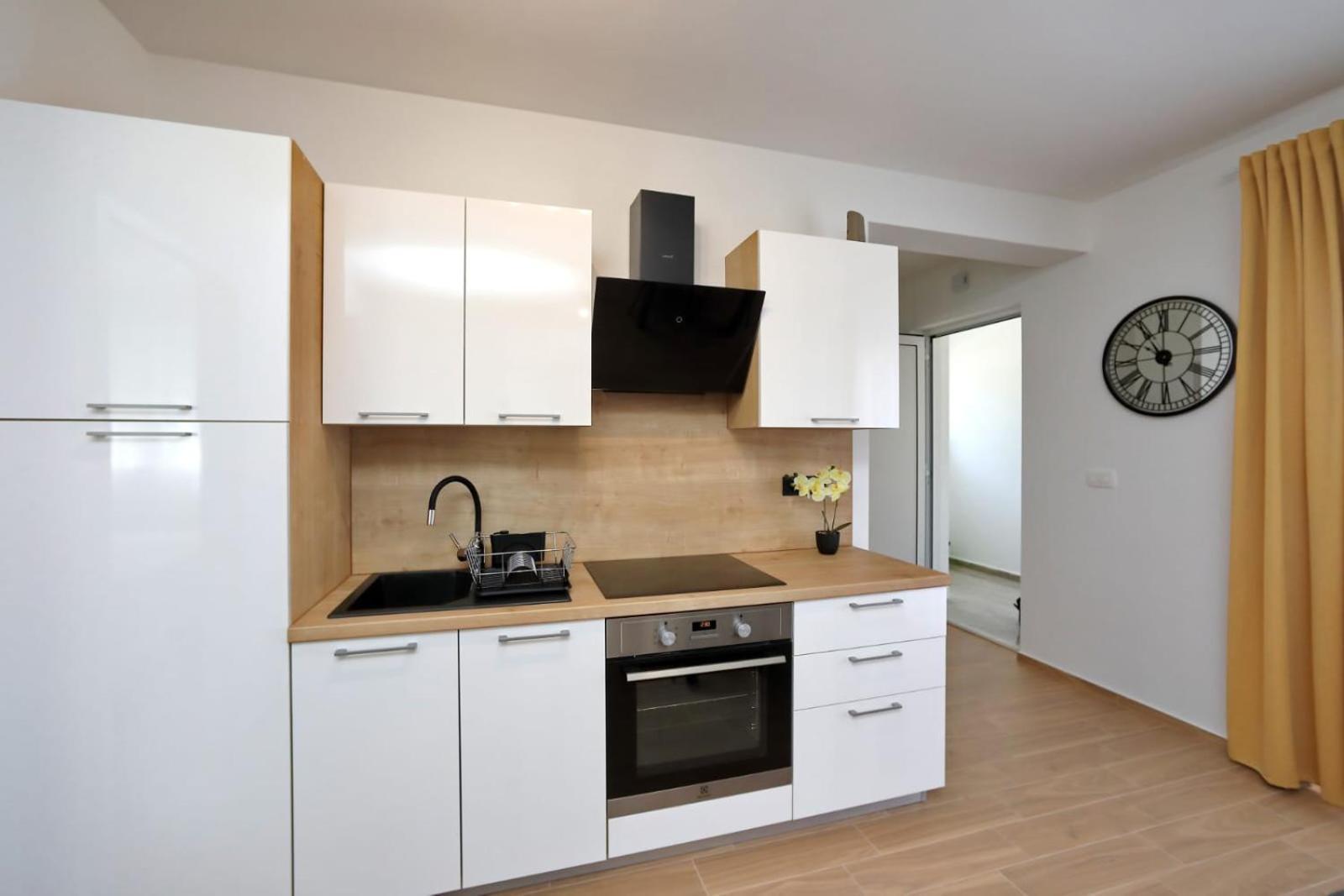 Apartman Kero บาร์บินเย ภายนอก รูปภาพ